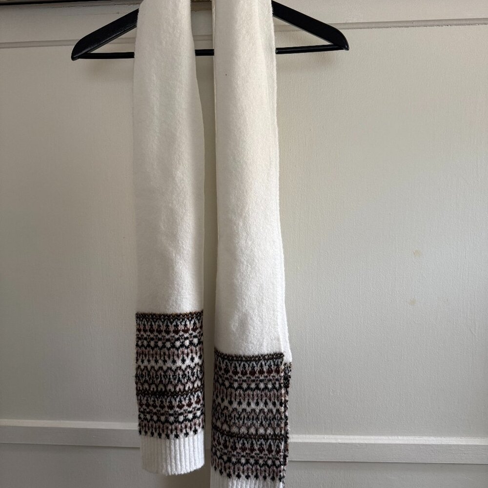 Brand New White Scarf with Tan Multi-Tone pattern  – Soft & Cozy, One Size